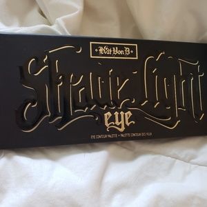 Kat Von D Shade + Light Eye Palette